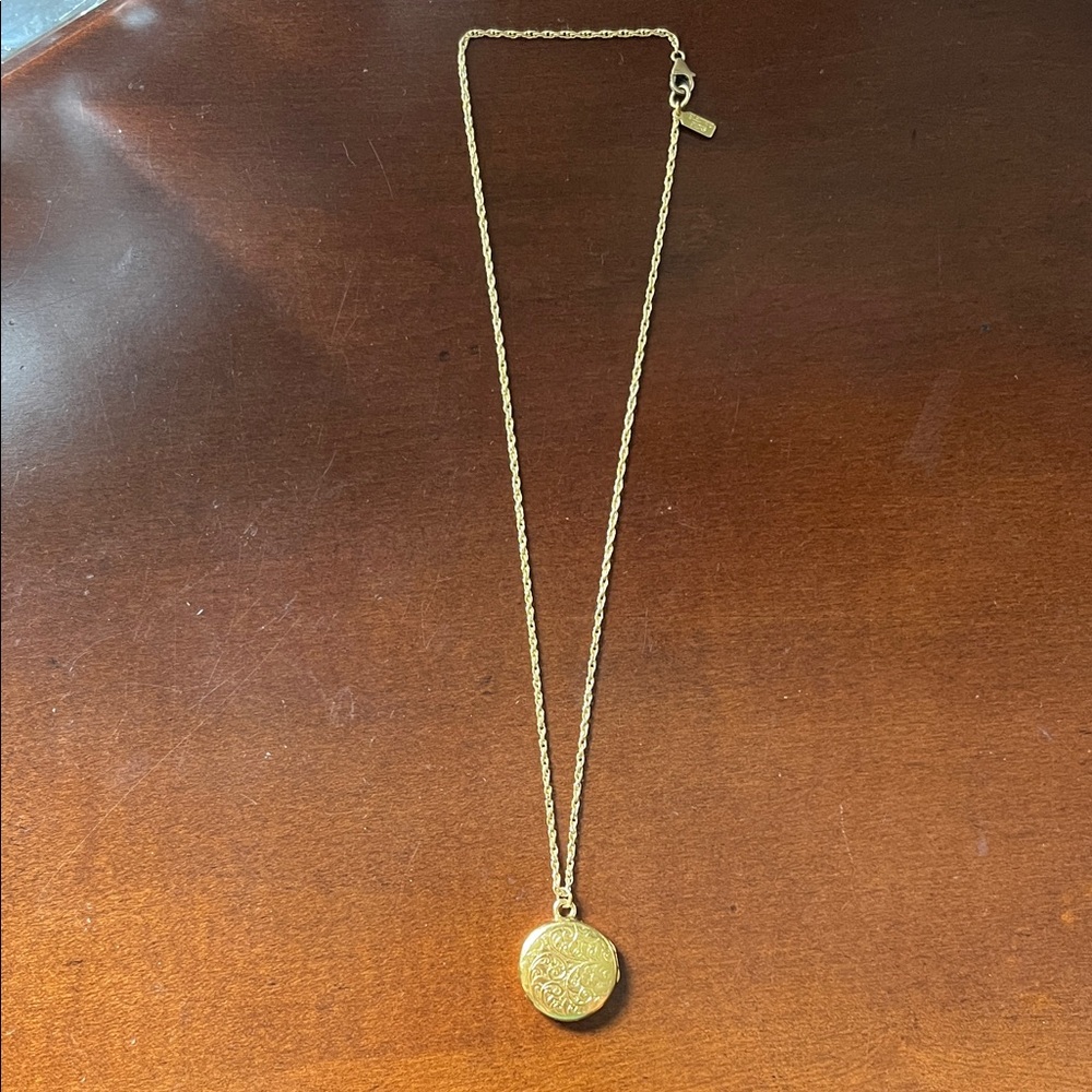 Electric Picks Gold Pendant Necklace